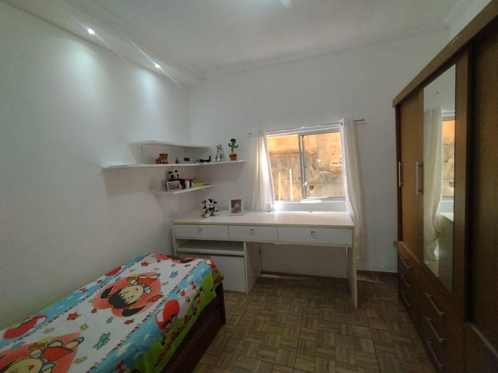 Casa, Vila Santo Antônio de Pádua, 3 Quartos, 0 Vaga