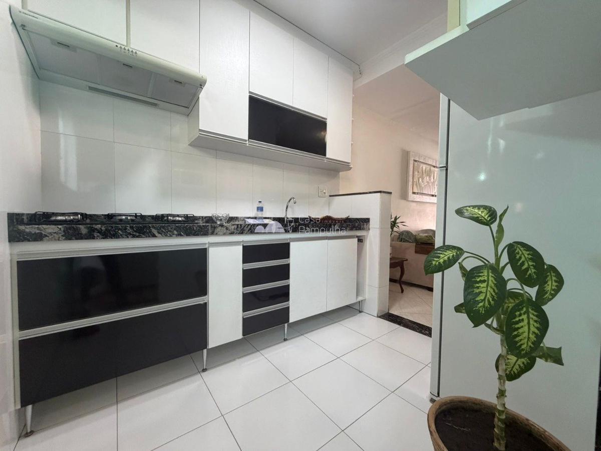 Casa, Jardim Leblon, 2 Quartos, 2 Vagas