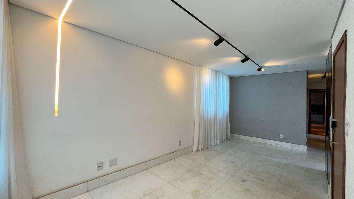 Apartamento, Luxemburgo, 3 Quartos, 1 Vaga, 1 Suíte