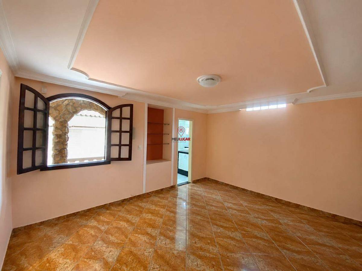 Casa, Conjunto Ademar Maldonado, 8 Quartos, 2 Vagas, 2 Suítes