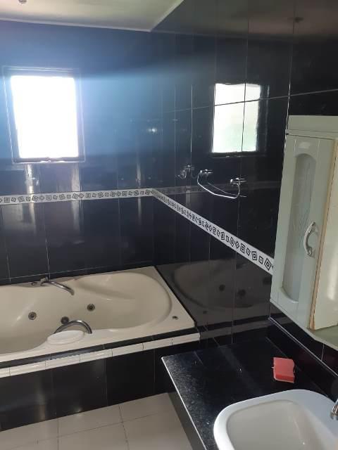 Casa, Arvoredo, 4 Quartos, 10 Vagas, 1 Suíte