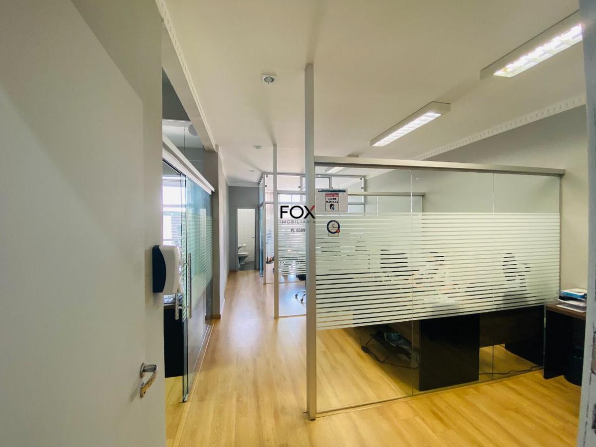 Sala, Santa Lúcia, 0 Quarto, 4 Vagas