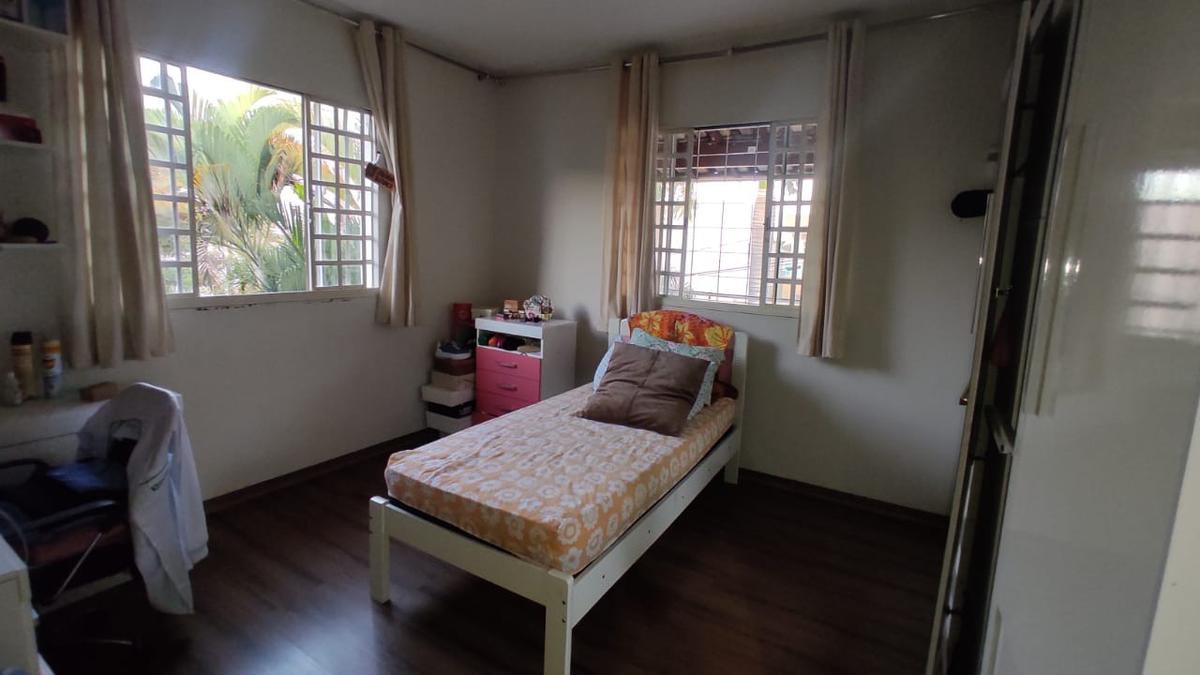 Casa, Cabral, 4 Quartos, 10 Vagas, 1 Suíte