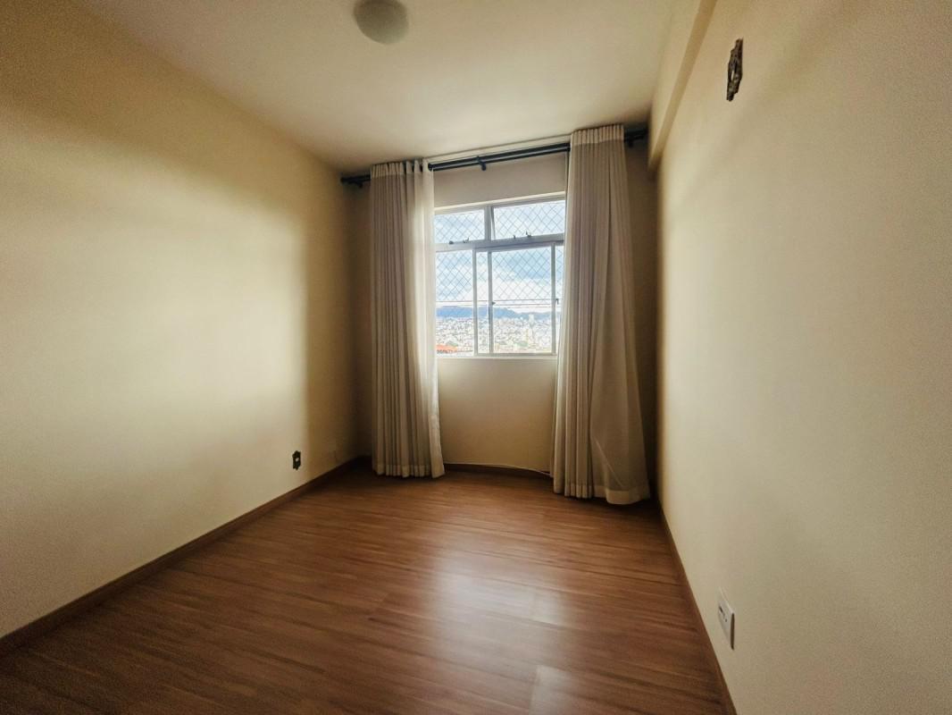 Apartamento, Sagrada Família, 3 Quartos, 1 Vaga, 1 Suíte