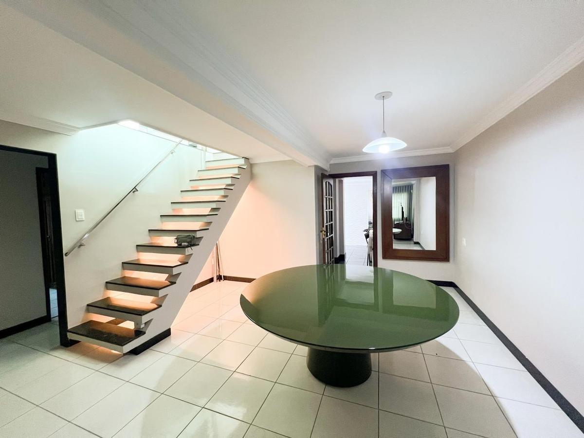 Casa, Alípio de Melo, 3 Quartos, 3 Vagas, 1 Suíte