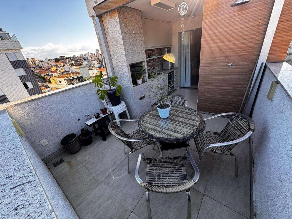 Cobertura, Sagrada Família, 2 Quartos, 2 Vagas, 2 Suítes