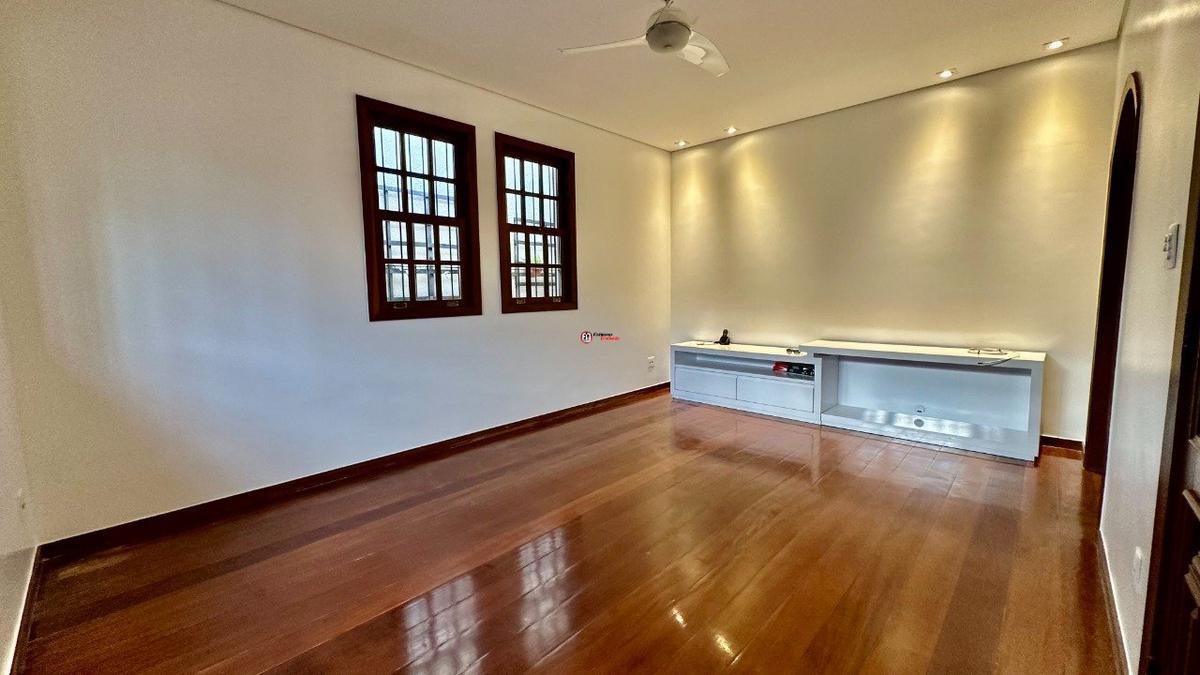 Casa, Itapoã, 3 Quartos, 4 Vagas, 1 Suíte