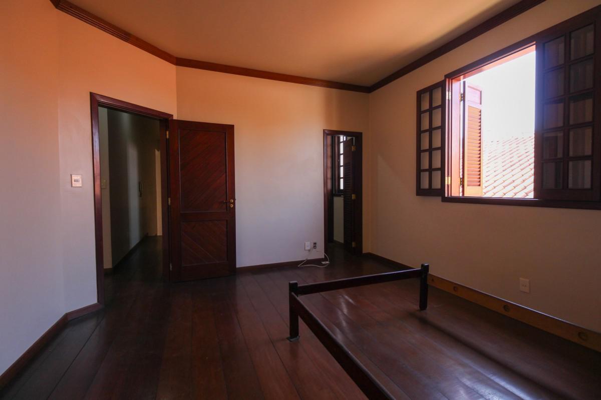 Casa, Palmares, 5 Quartos, 5 Vagas, 2 Suítes