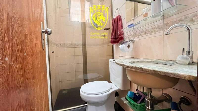 Casa, Buritis, 5 Quartos, 0 Vaga, 1 Suíte