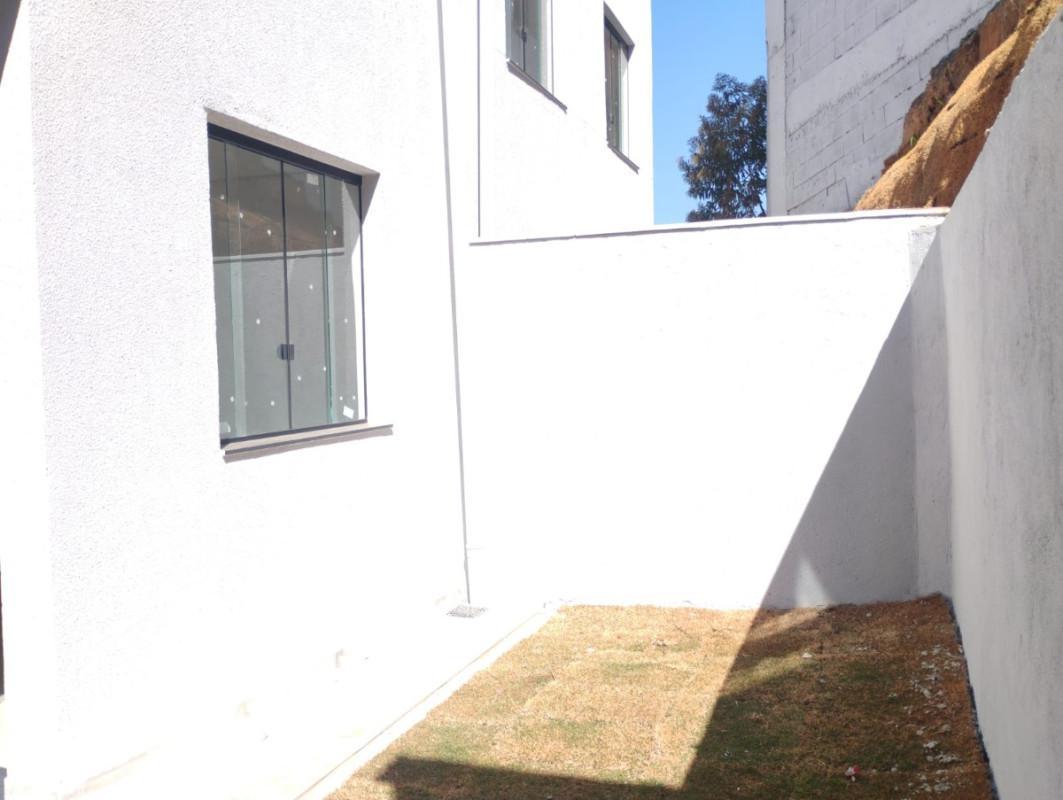 Casa, Manacás, 3 Quartos, 2 Vagas, 1 Suíte