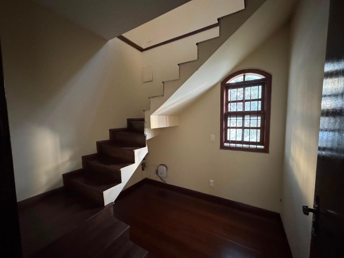 Casa, Floresta, 5 Quartos, 3 Vagas, 1 Suíte