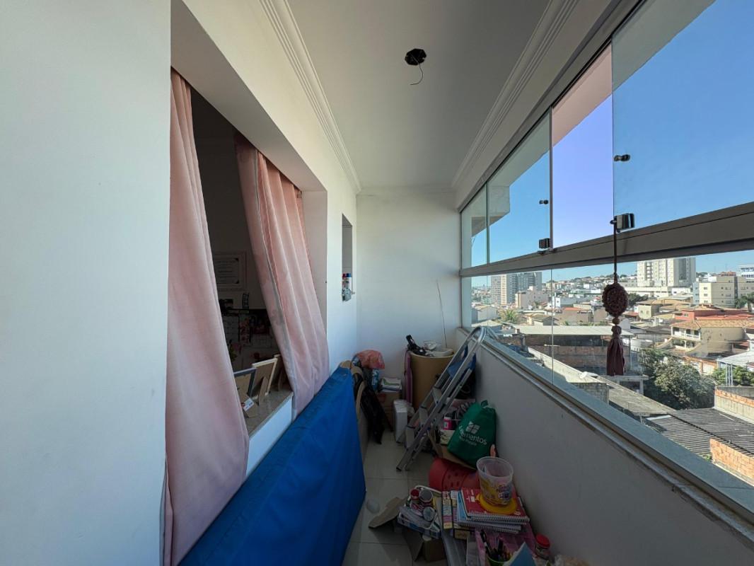 Casa, Jardim Riacho das Pedras, 3 Quartos, 2 Vagas, 1 Suíte