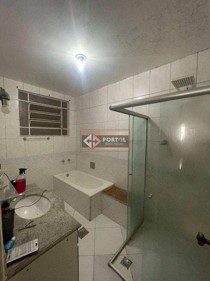 Apartamento, Centro, 4 Quartos, 0 Vaga, 1 Suíte
