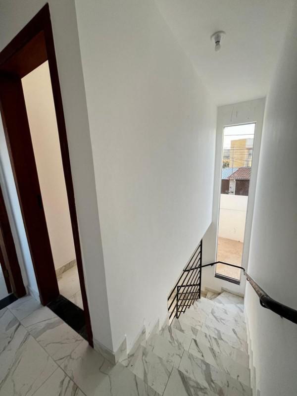 Casa, Novo Barreirinho, 3 Quartos, 3 Vagas, 1 Suíte