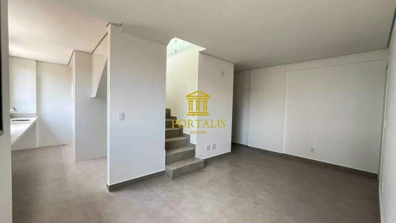 Cobertura, Prado, 2 Quartos, 2 Vagas, 2 Suítes