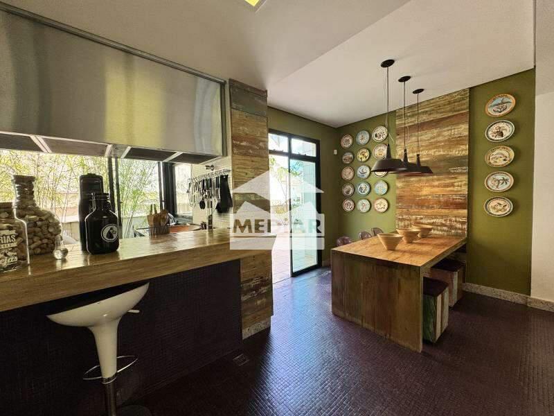 Apartamento, Sion, 3 Quartos, 4 Vagas, 1 Suíte