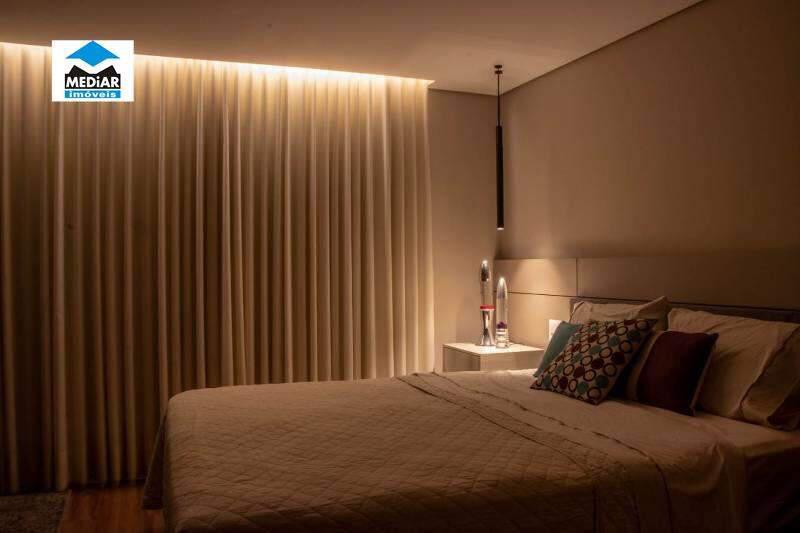 Apartamento, Sagrada Família, 2 Quartos, 2 Vagas, 2 Suítes
