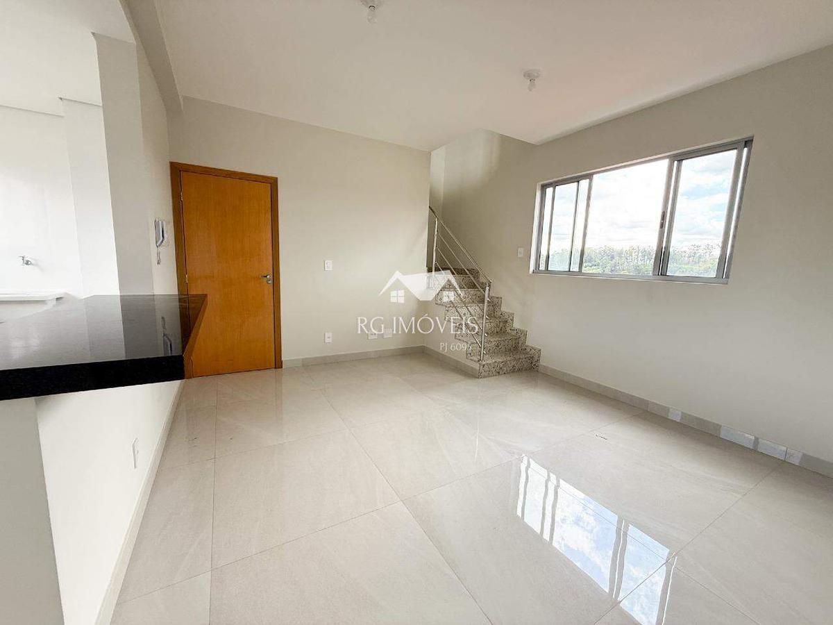 Cobertura, Barreiro, 3 Quartos, 2 Vagas, 1 Suíte