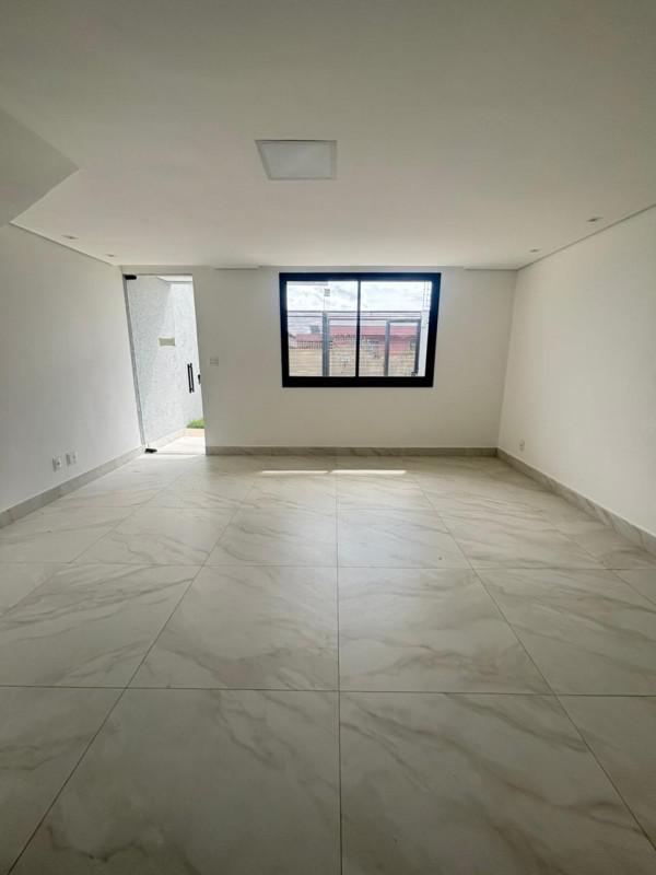 Casa, Planalto, 3 Quartos, 2 Vagas, 1 Suíte