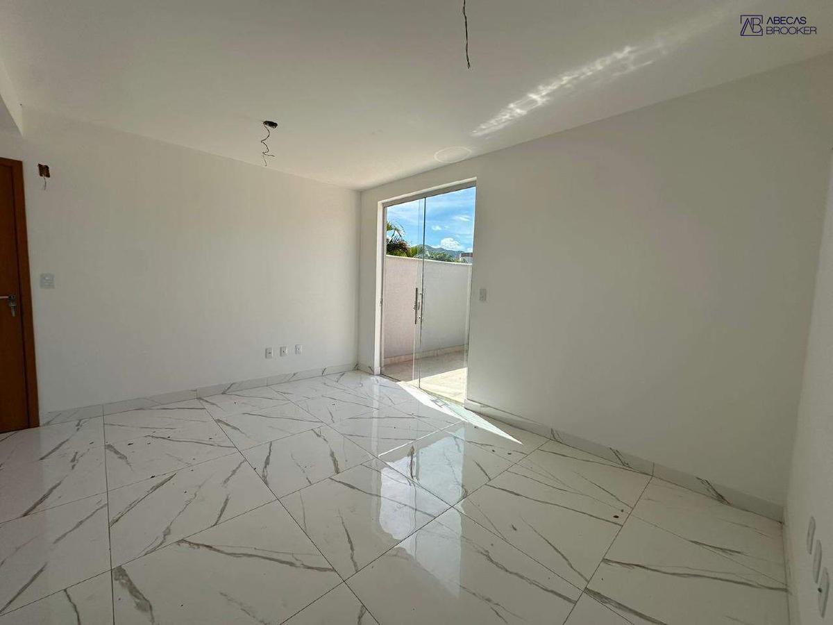 Cobertura, Miramar (barreiro), 3 Quartos, 2 Vagas, 1 Suíte
