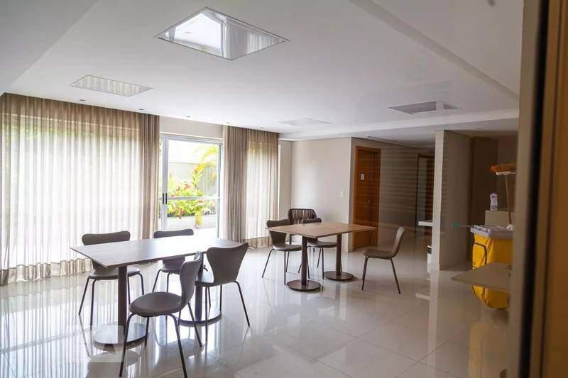 Apartamento, Centro, 2 Quartos, 2 Vagas, 1 Suíte