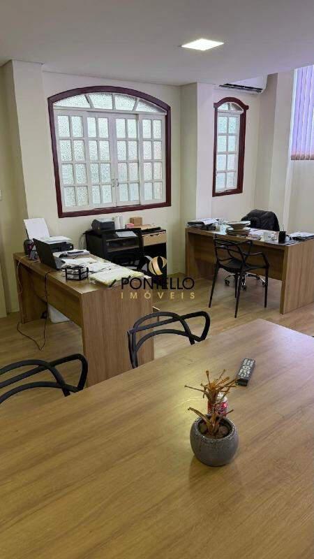 Casa, Centro, 1 Quarto, 0 Vaga, 1 Suíte