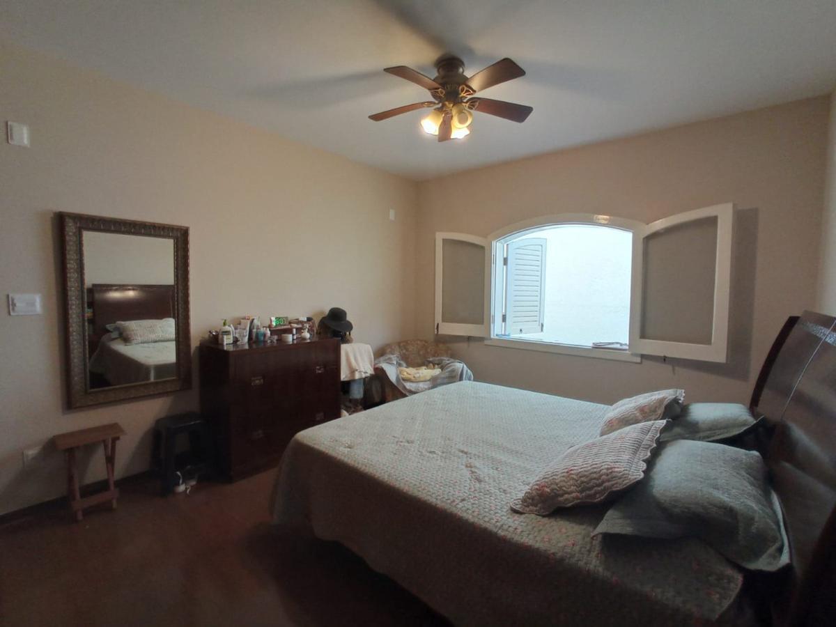 Casa, Buritis, 4 Quartos, 3 Vagas, 2 Suítes