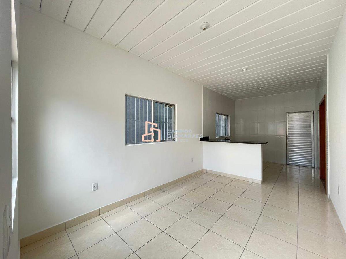 Casa, Ressaca, 2 Quartos, 1 Vaga