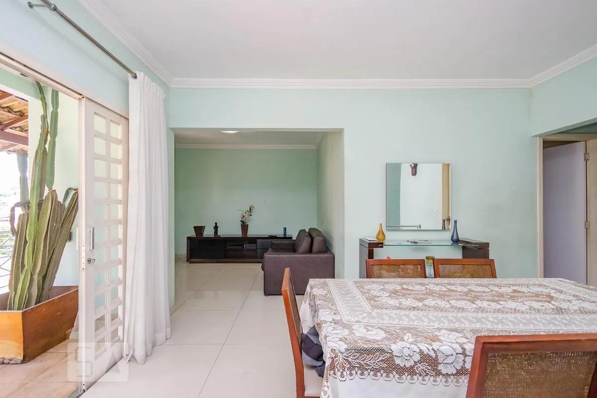 Casa, Havaí, 3 Quartos, 3 Vagas, 1 Suíte
