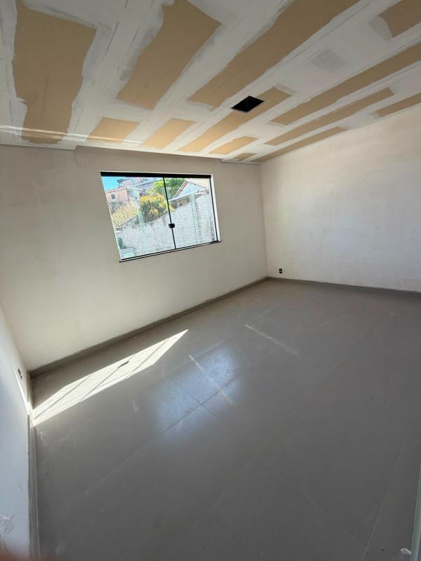 Casa, Vila Verde, 3 Quartos, 2 Vagas, 1 Suíte