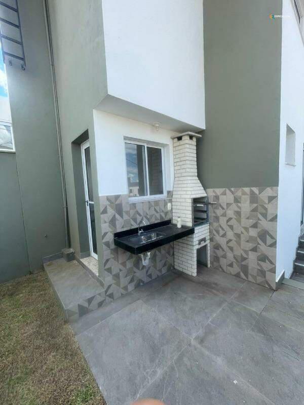 Casa, Novo Centro, 2 Quartos, 1 Vaga, 1 Suíte