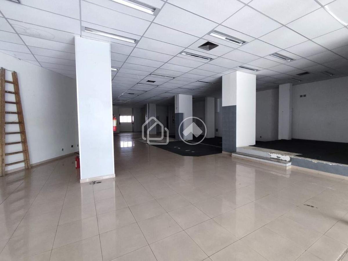 Sala, Estoril, 4 Vagas