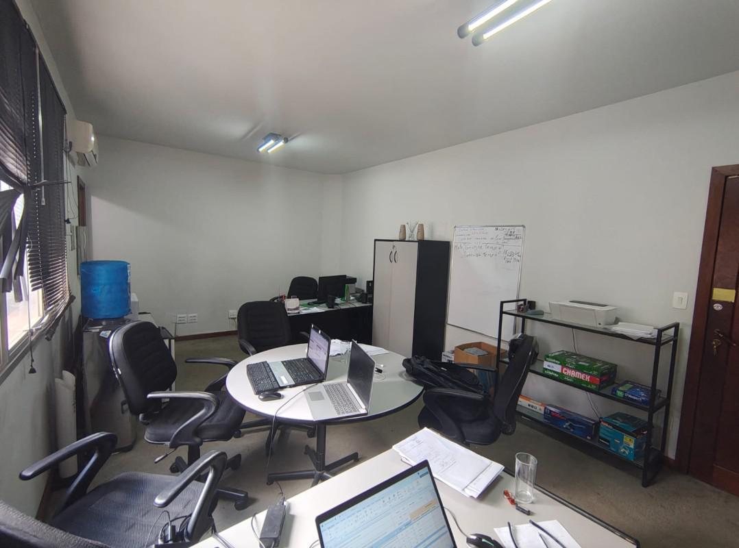 Sala, Savassi, 0 Quarto, 0 Vaga