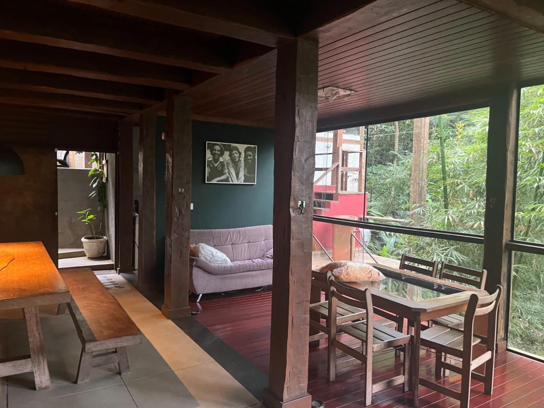 Casa, São Sebastião das Águas Claras, 5 Quartos, 6 Vagas, 4 Suítes