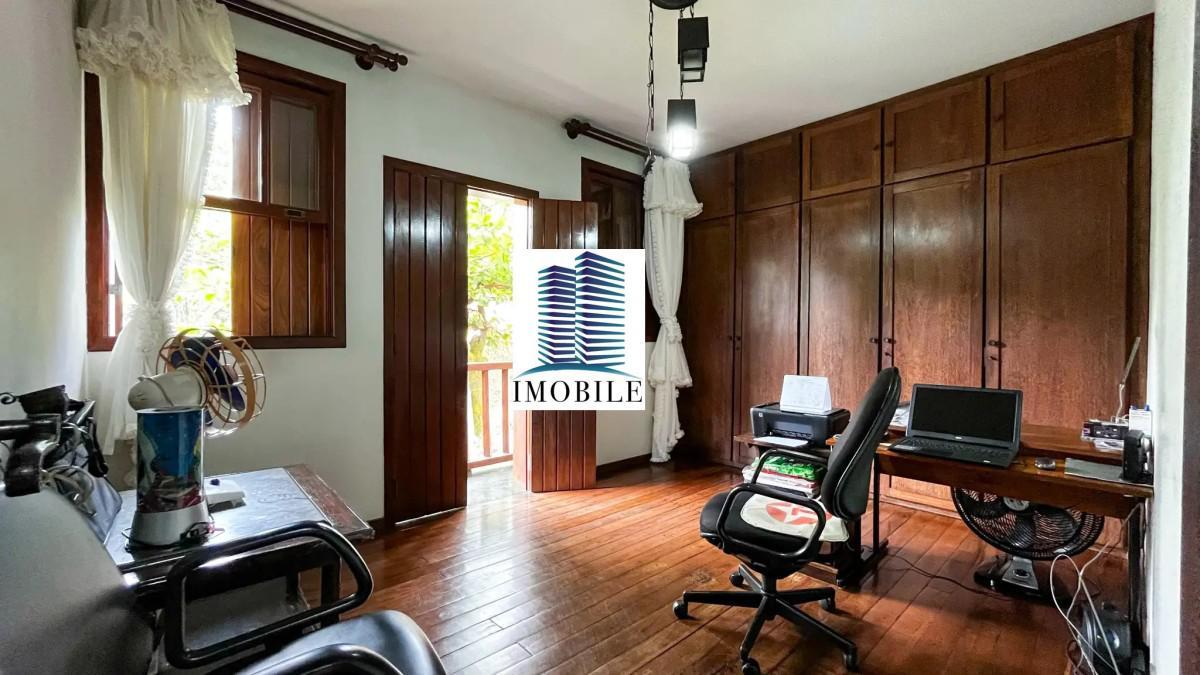 Casa, Luxemburgo, 4 Quartos, 4 Vagas, 2 Suítes
