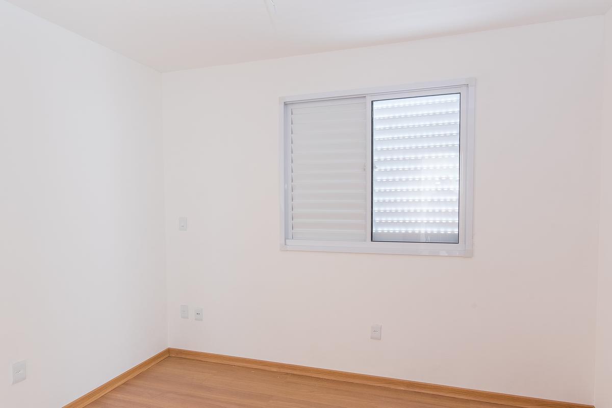 Apartamento, Heliópolis, 2 Quartos, 2 Vagas, 1 Suíte