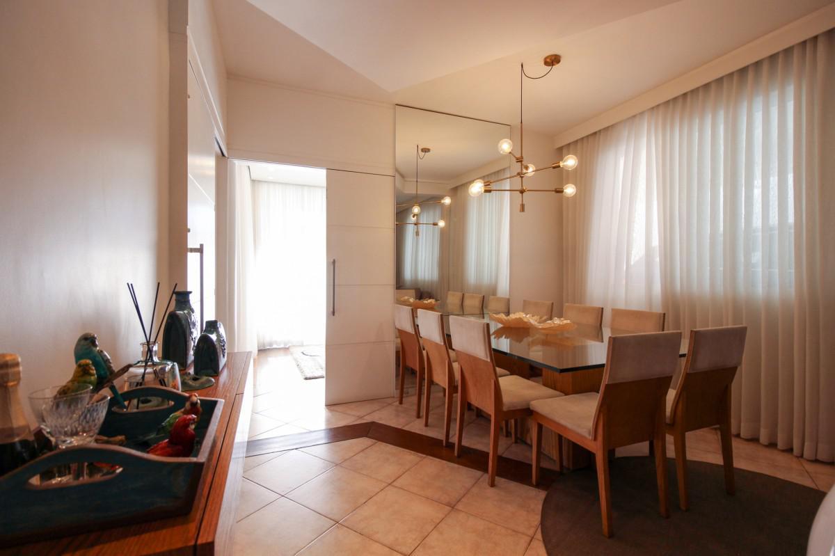 Casa, Vila Clóris, 4 Quartos, 3 Vagas, 1 Suíte