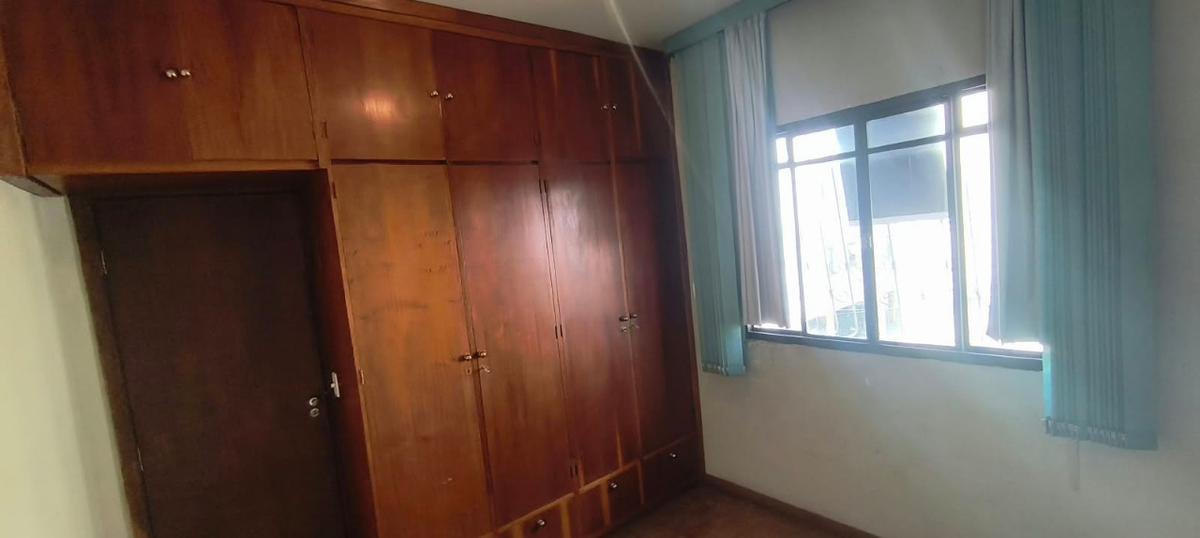 Apartamento, Sagrada Família, 2 Quartos, 1 Vaga, 1 Suíte