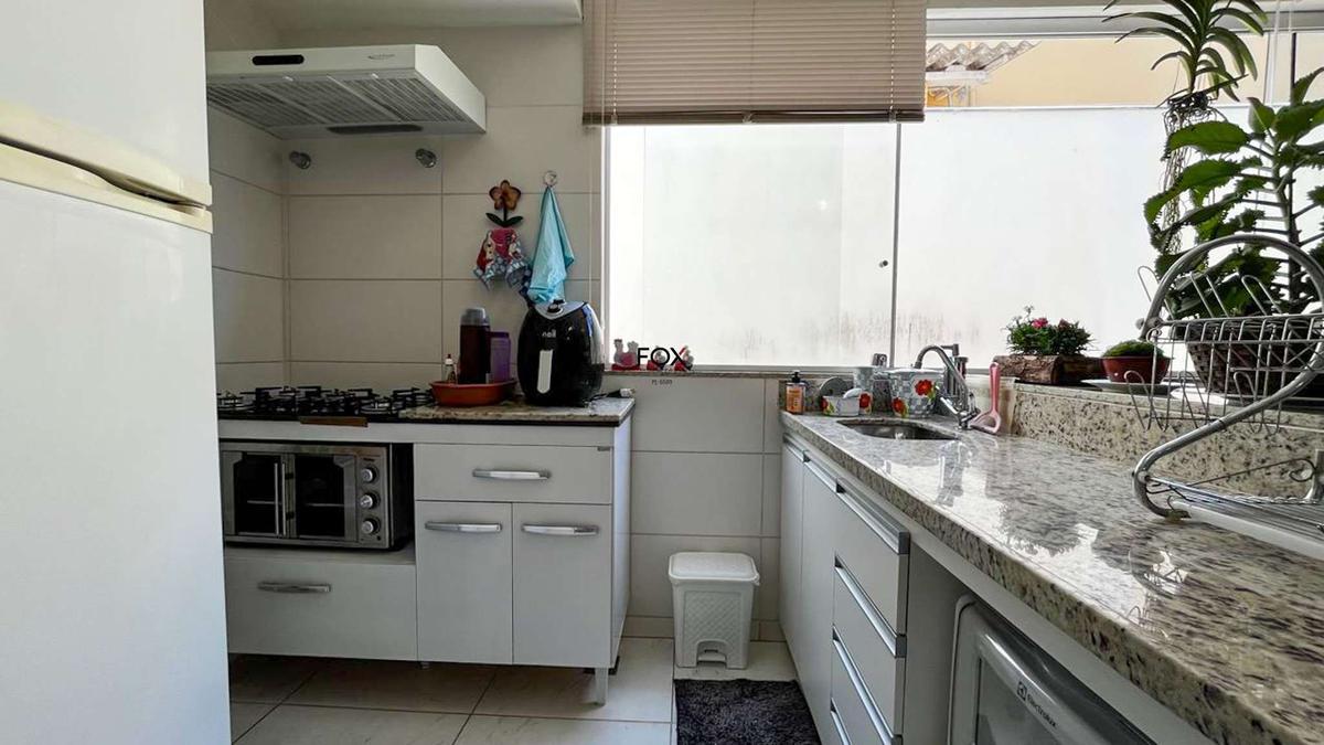 Casa, Santa Efigênia, 3 Quartos, 2 Vagas, 2 Suítes