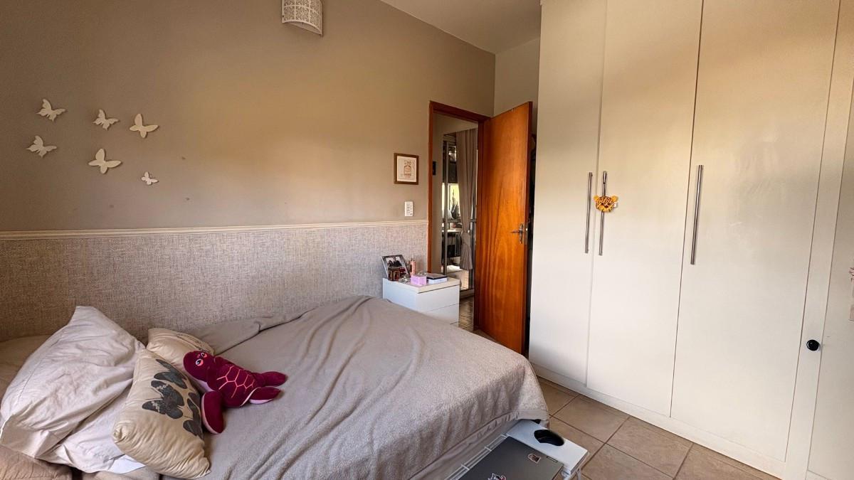 Apartamento, Estoril, 2 Quartos, 1 Vaga, 1 Suíte