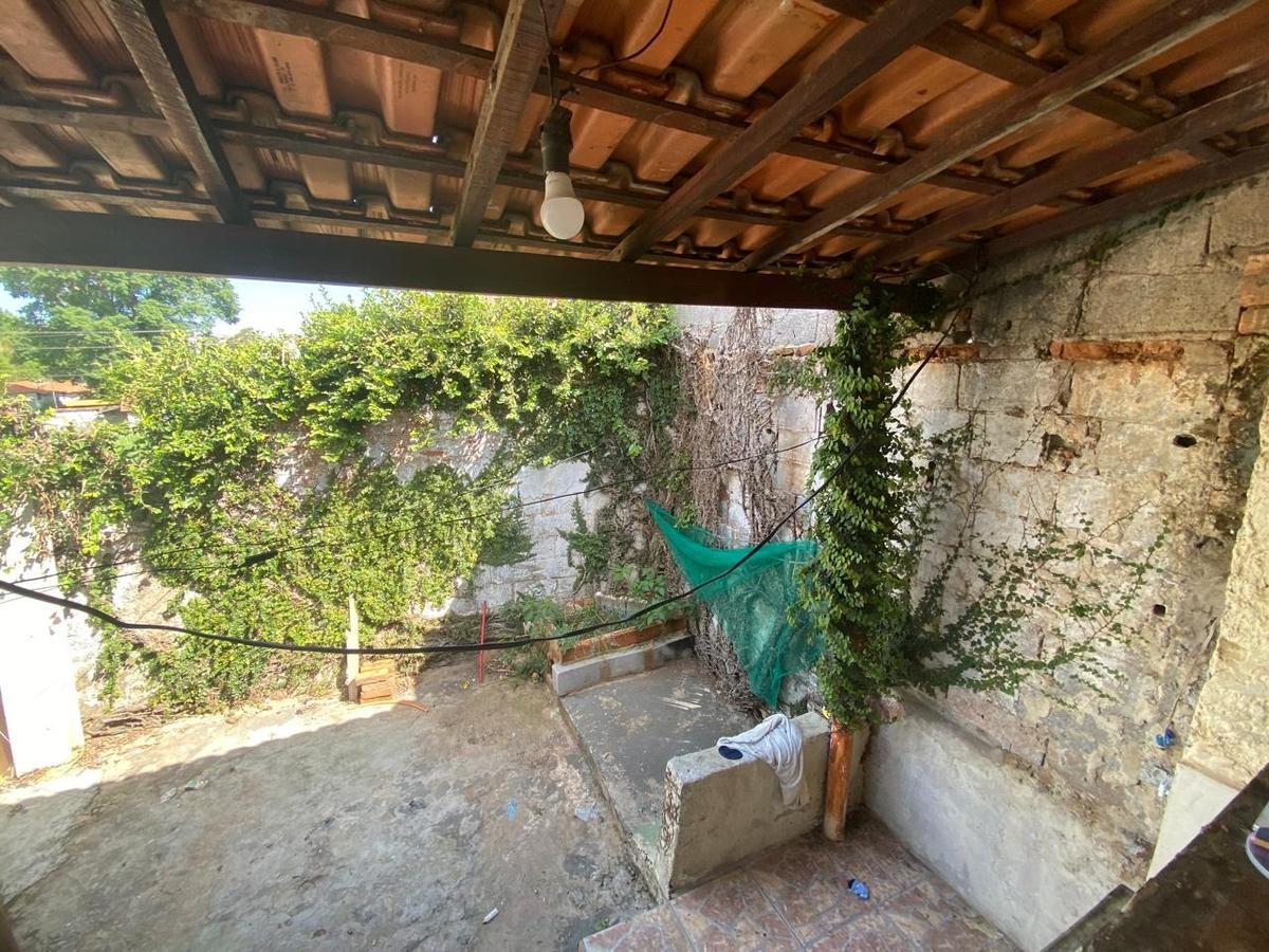Casa, Centro, 2 Quartos, 0 Vaga