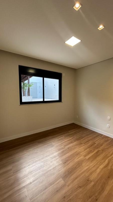 Casa, Santa Rosa, 3 Quartos, 2 Vagas, 1 Suíte