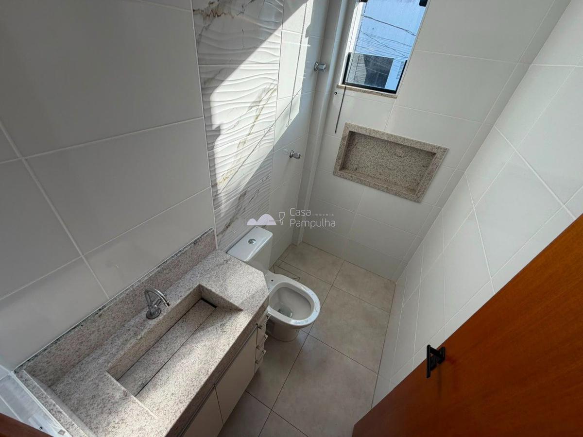 Casa, Candelária, 3 Quartos, 2 Vagas, 1 Suíte