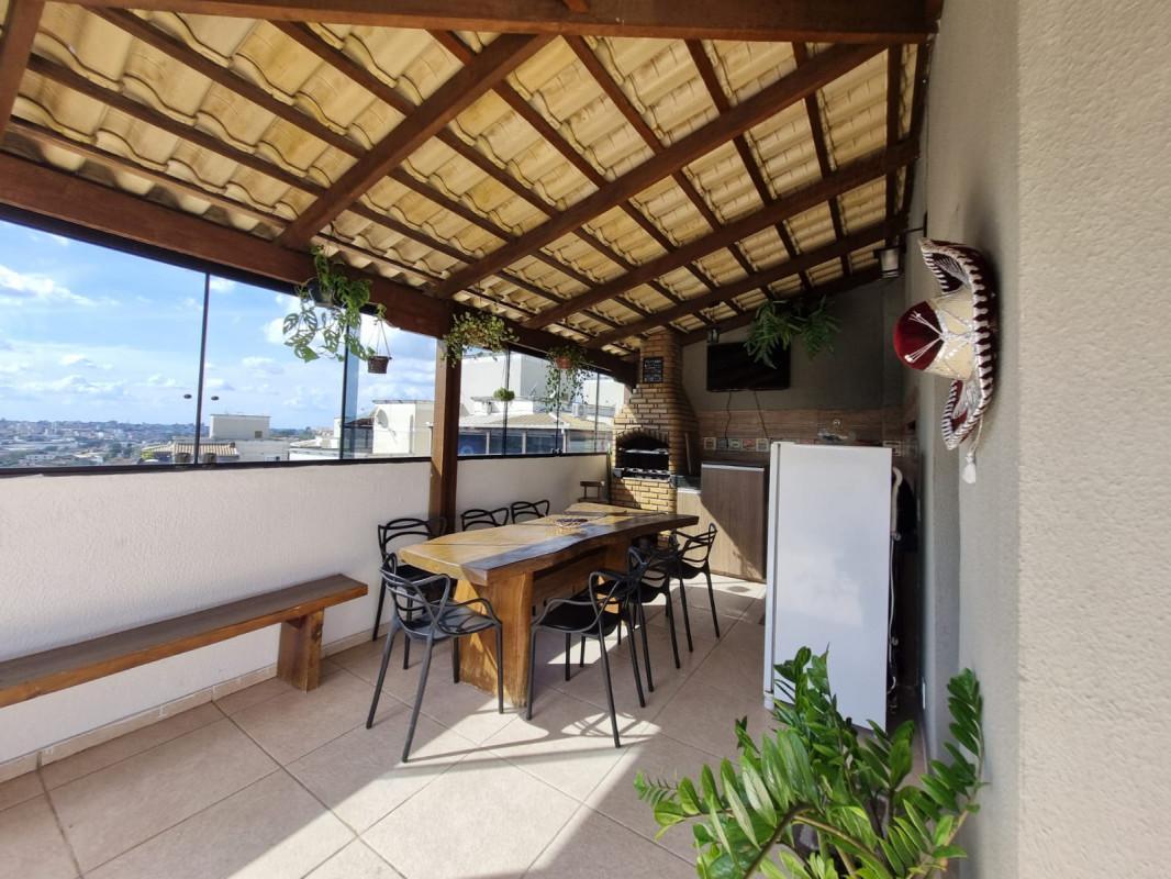 Cobertura, Jardim Riacho das Pedras, 3 Quartos, 2 Vagas, 1 Suíte