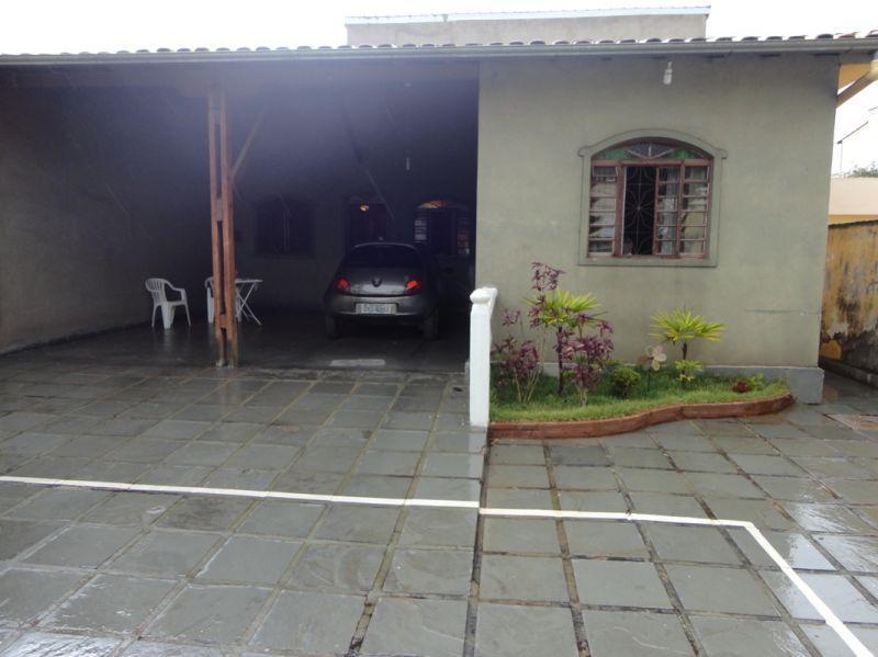 Casa, Vila Pérola, 4 Quartos, 10 Vagas, 1 Suíte