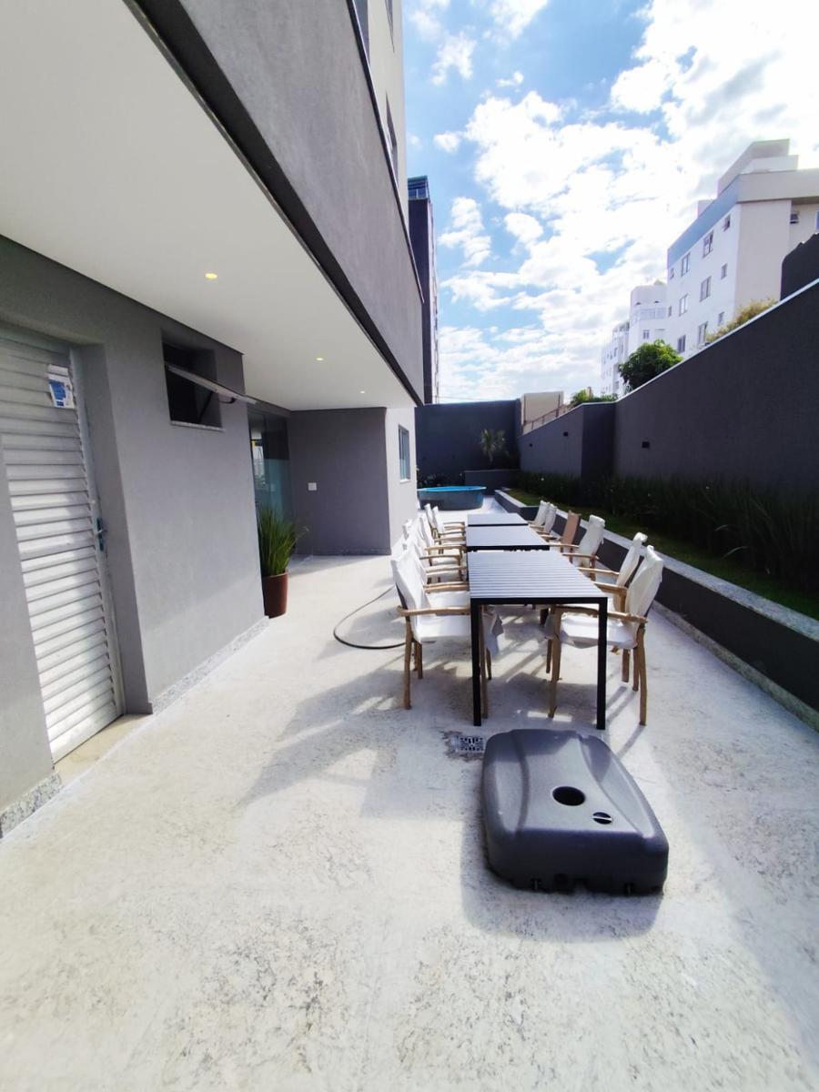 Apartamento, Sagrada Família, 3 Quartos, 2 Vagas, 1 Suíte