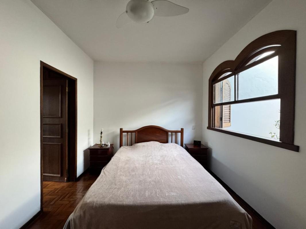 Casa Comercial, São Luiz (pampulha), 3 Quartos, 3 Vagas, 1 Suíte