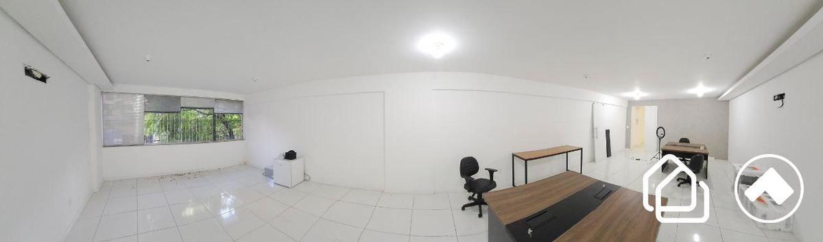 Sala, Barro Preto