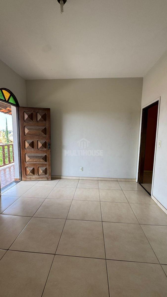 Casa, Planalto, 3 Quartos, 1 Vaga, 1 Suíte