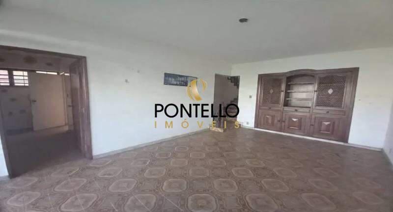 Casa, Cidade Nova, 5 Quartos, 3 Vagas, 1 Suíte